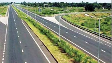 Photo of दिसंबर 2023 तक सभी राष्ट्रीय राजमार्ग होंगे गड्ढा मुक्त,सरकार बना रही है नीति-केंद्रीय मंत्री नितीन गडकरी